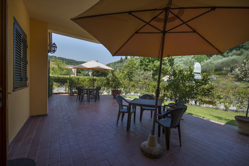 Cecco Di Nara Hotel Massarosa Exterior foto